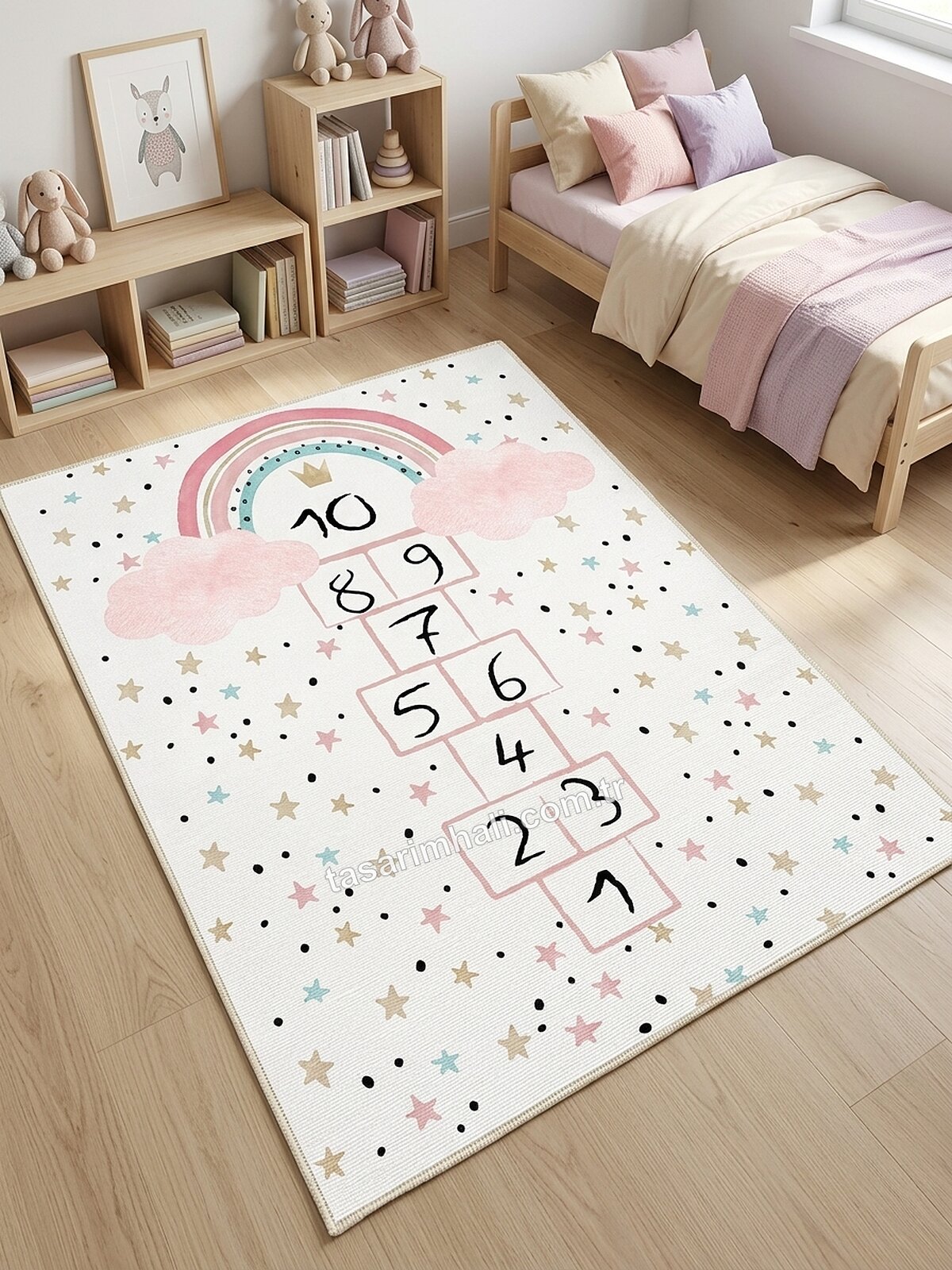 Kız çocuk odası halısı pembe gökkuşağı sek sek desenli