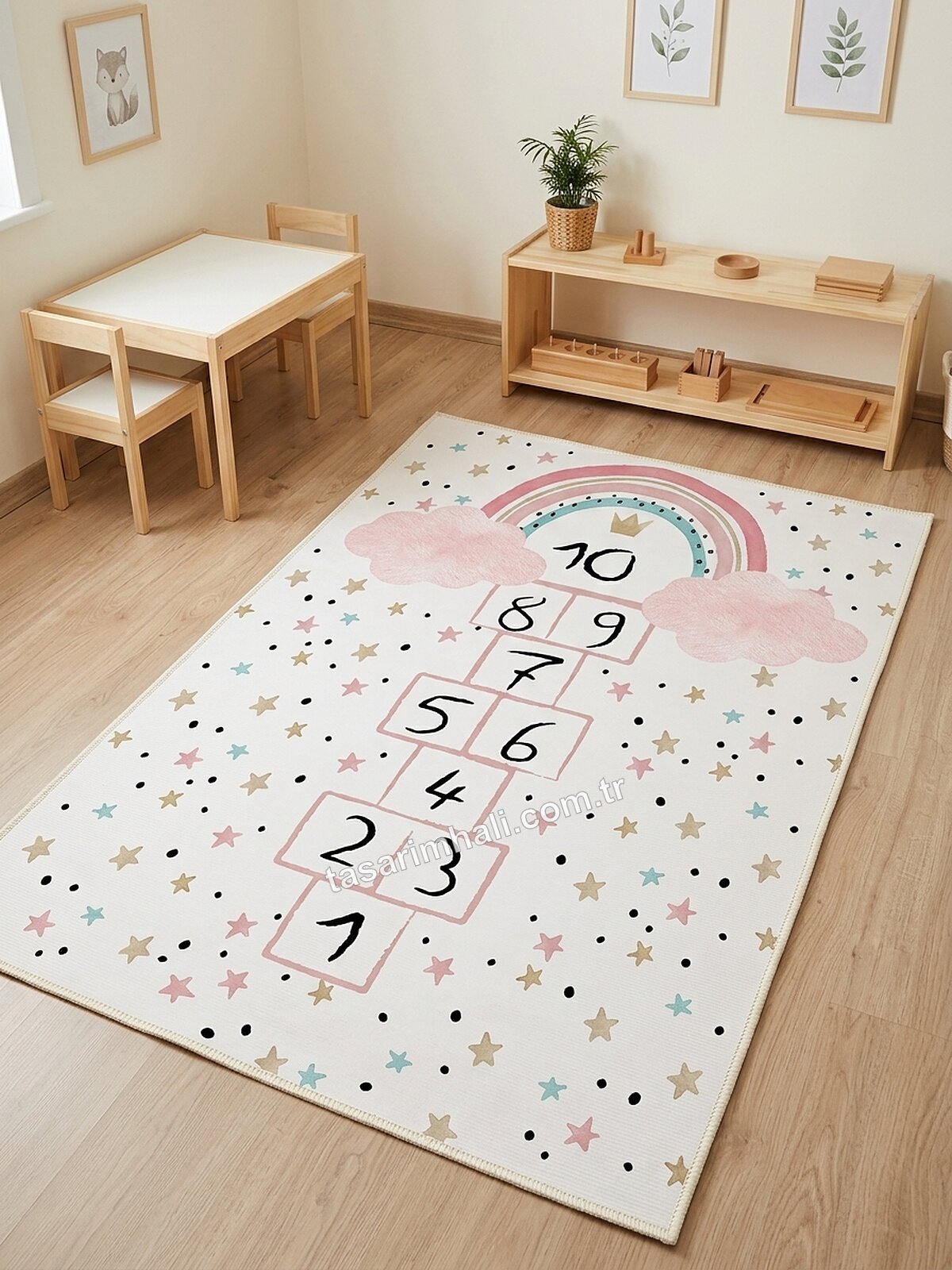 Montessori çalışma halısı pembe gökkuşağı sek sek desenli