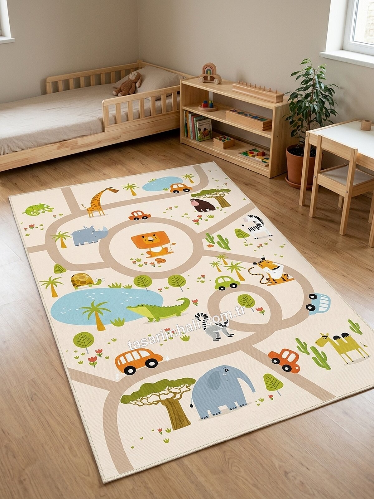 Montessori çocuk halısı bej safari hayvanlı yol desenli